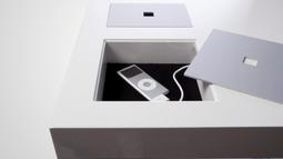 brezina_miza_notranjost