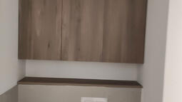 element po meri za kopalnico