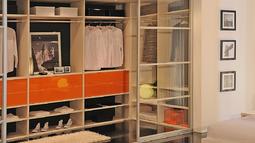 kombinaciji z oranznim steklom