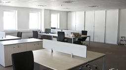 konferencne pisalne mize