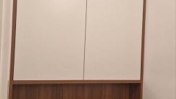 kopalniški element nad polico