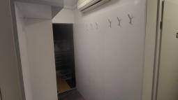 obešalna stena v predsobi