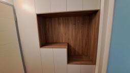 omara po naročilu za predsobo