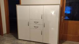 omara po meri na hodniku