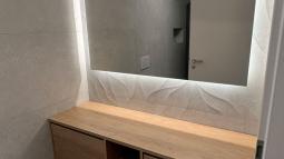 opremljanje kopalnice s kopalniškimi elementi po naročilu