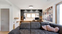 pisalna miza z omaricami