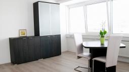 pisarniško pohištvo