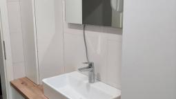 pohištvo po meri za kopalnice