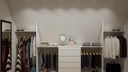 pohištvo po meri za opremljanje mansardne garderobne sobe