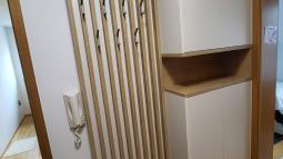 pohištvo po naročilu z izkoristkom prostora za predsobo