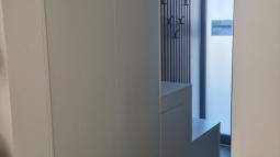 pohištvo za hodnik po meri