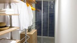 prehodna garderobna soba