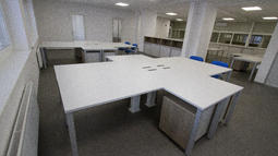 sestav pisalnih miz po meri