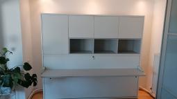 skrita bočna postelja s pisalno mizo po naročilu