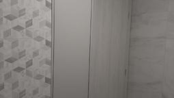 vgradna omara v kopalnici